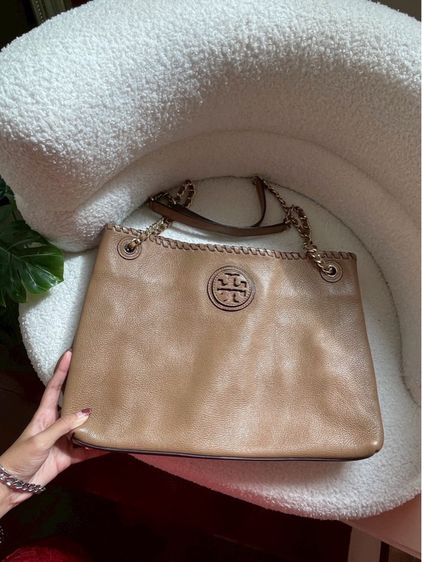 used tory burch 13นิ้ว สภาพดีมากใบใหญ่ รูปที่ 5