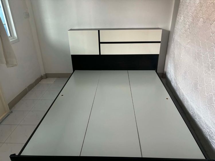 เตียงขนาด 5 ฟุต ไม่รวมที่นอน   รูปที่ 6