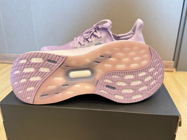 ultraboost 5 รูปที่ 5