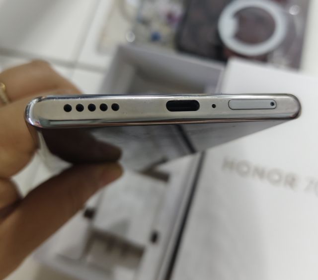 Honor 70 5G สวยมากครบกล่อง รูปที่ 12