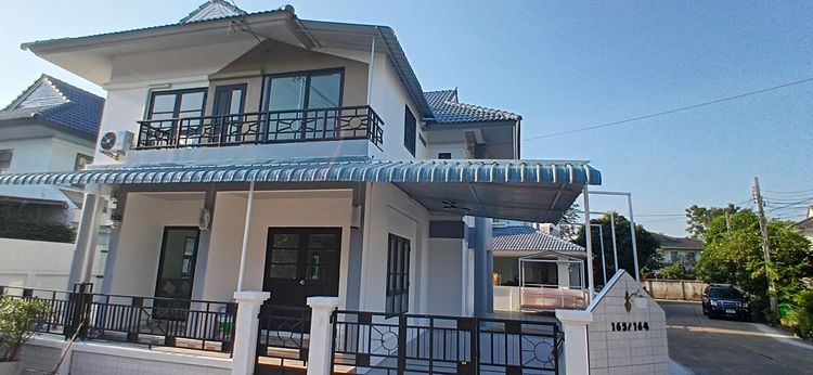 ขายบ้านเดี่ยวสินบดีถนนชัยฤกษ์ใกล้ปากเกร็ดแจ้งวัฒนะหลังใหญ่5ห้องนอนแปลงหัวมุม  