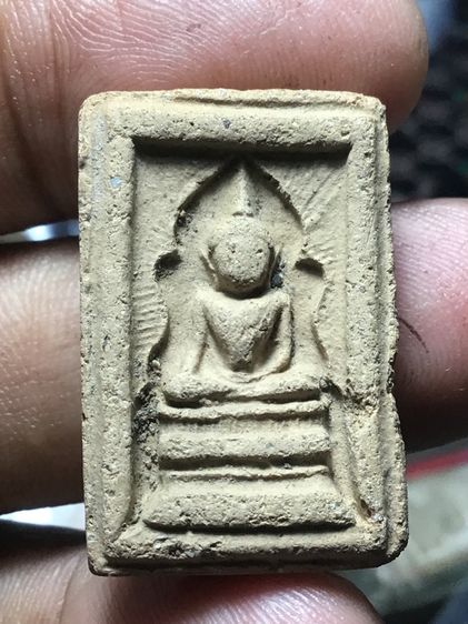 หลวงพ่อกวย หลังรูปเหมือนเนื้อดิน รูปที่ 5