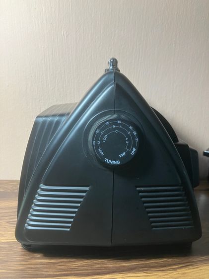 ทีวีเก่า family รุ่นปิรามิด จอขาวดำ รูปที่ 4