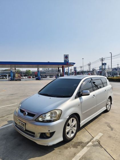 รถ Toyota Ipsum 2.0 Limited สี บรอนซ์เงิน