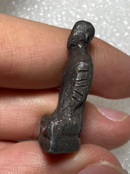 พระรูปหล่อ เนื้อโลหะเก่าๆ รูปที่ 3