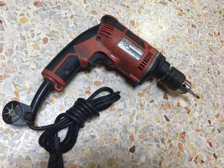 อุปกรณ์เครื่องมือช่าง สว่านไฟฟ้า maktec MT817  13mm สภาพพร้อมใช้งานแท้
