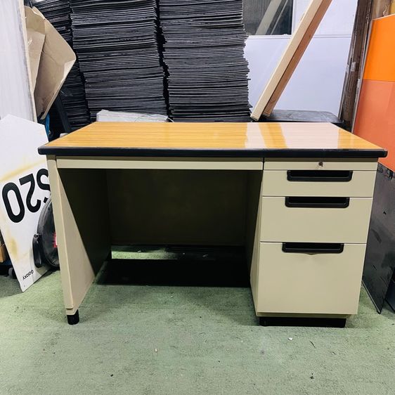 เนื้อ โต๊ะทำงานเหล็ก 4 ฟุต ยี่ห้อ Kingdom 5 ลิ้นชัก