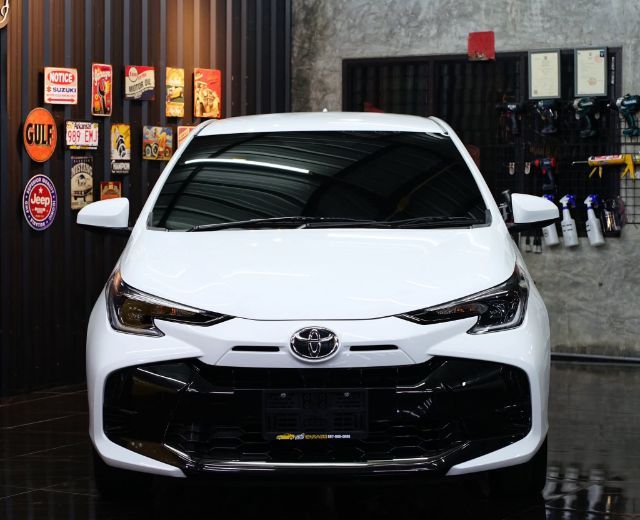 Toyota Yaris 2023 1.2 Sport เบนซิน เกียร์อัตโนมัติ ขาว รูปที่ 3
