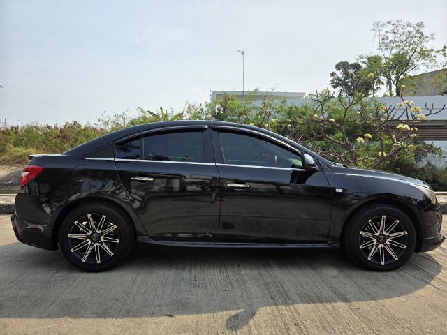 Chevrolet Cruze 2014 2.0 LTZ Sedan ดีเซล ไม่ติดแก๊ส เกียร์อัตโนมัติ ดำ รูปที่ 4