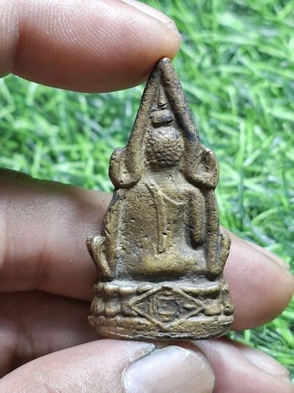 ชินราชบรรจุกริ่ง เนื้อทองผสมเก่าไม่ทราบที่ รูปที่ 2