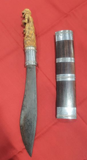 มีดเก่าสุดๆ เดิมๆของคุณลุง เก็บมาเกือบ50ปี รูปที่ 7