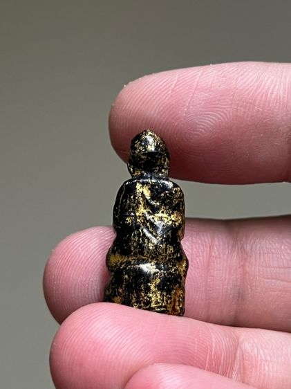 พระปิดทองจุ่มรักเก่า รูปที่ 3