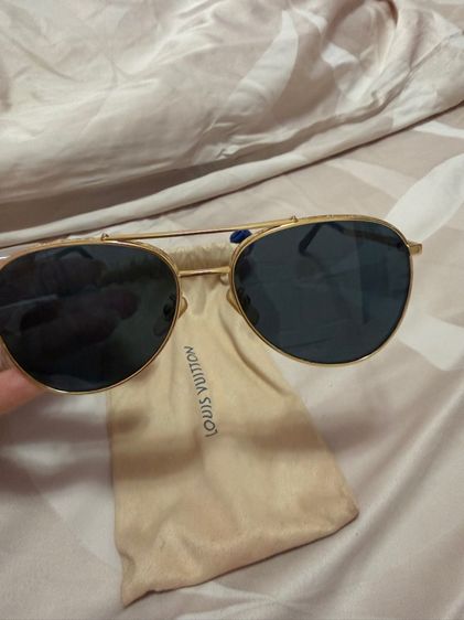 แว่นตากันแดด lv