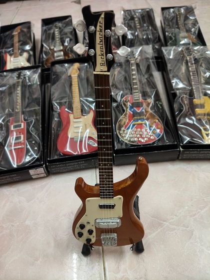 โมเดลกีตาร์ รูปที่ 7