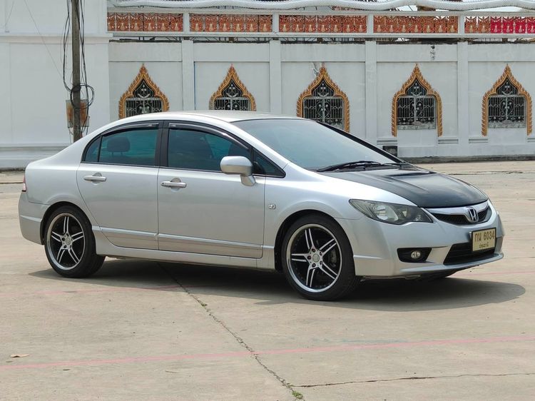 Honda Civic 2011 1.8 S i-VTEC Sedan เบนซิน ไม่ติดแก๊ส เกียร์อัตโนมัติ เทา รูปที่ 2