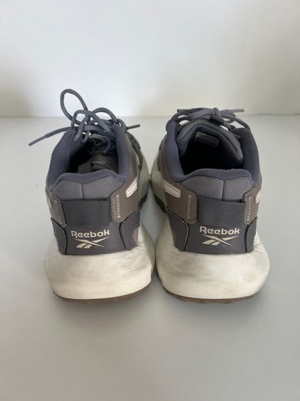 รองเท้า Umbro สีเทา ไซส์ 43  ยาว 28 cm  รูปที่ 3