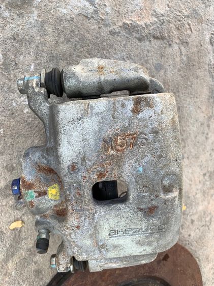 ชุดเบรคหน้าคู่ Honda civic FK FC รูปที่ 7