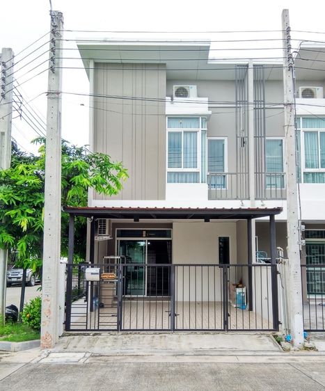 เจ้าของขายเองทาวน์โฮม Citysense Ramintra หลังมุม