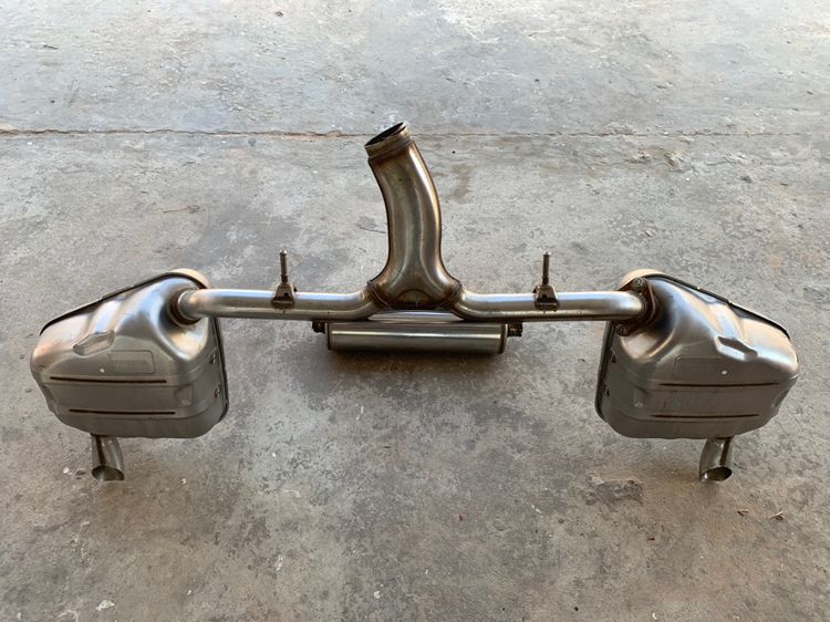 ชุดปลายท่อไอเสียคู่ Honda Civic 1.5 turbo รูปที่ 8