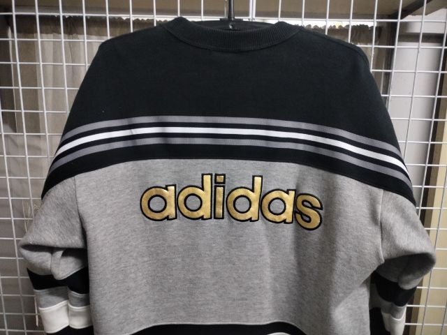 สเวตเตอร์ Adidas มือสอง รูปที่ 6