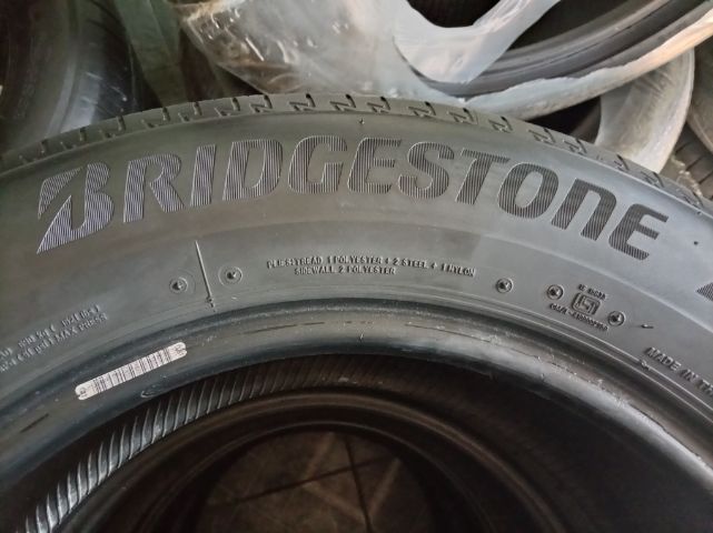 ยาง Bridgestone 215 60 16 ปลายปี 22