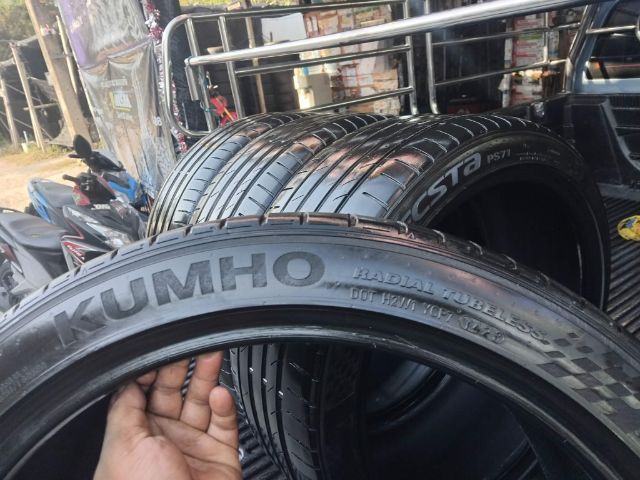 ยางคัมโฮ 245 40 20 กลางปี 23