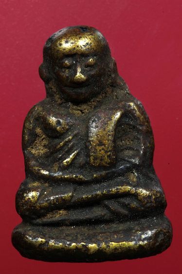 พระหลวงพ่อเงินสวยๆค่ะเก่าค่ะ