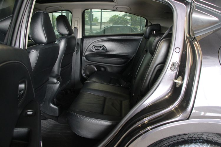 Honda HR-V 2015 1.8 EL Utility-car เบนซิน ไม่ติดแก๊ส เกียร์อัตโนมัติ เทา รูปที่ 4
