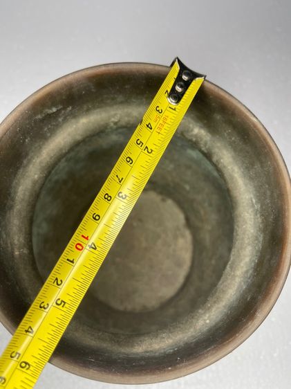 กระโถน ทองเหลือง เก่าสะสม รูปที่ 9