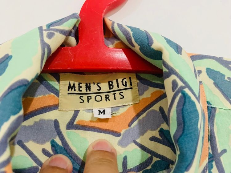 เสื้อเชิ้ต Hawaii MEN’S BIGI Sport แท้ 💯 size M วัดจริงเอว 21.5 ยาว 27 นิ้ว สภาพใหม่มาก ดีเทลชายเสื้อสวย ทรงสวย เนื้อผ้าดียืดหยุ่นดีมากครับ รูปที่ 3