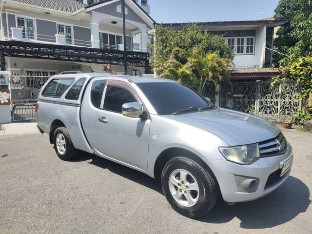 Mitsubishi Triton 2011 2.4 CNG Pickup เบนซิน ไม่ติดแก๊ส เกียร์ธรรมดา เทา รูปที่ 4