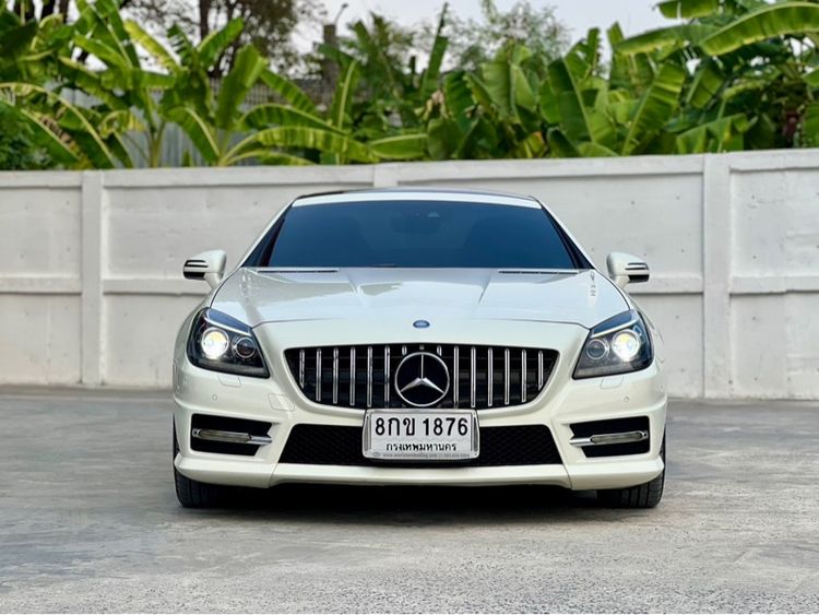 Mercedes-Benz SLK-Class 2013 SLK200 Kompressor AMG Sedan เบนซิน ไม่ติดแก๊ส เกียร์อัตโนมัติ ขาว รูปที่ 3
