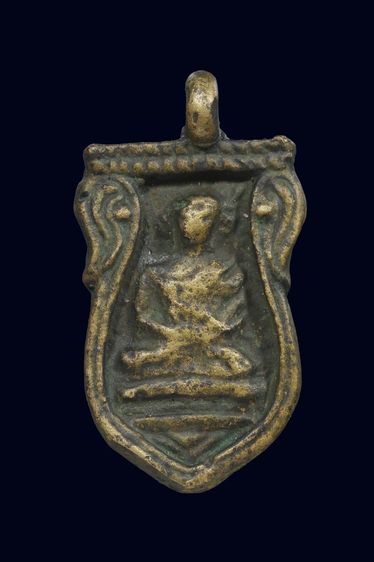 หลวงพ่อไปล่พิมพ์เสมาใหญ่