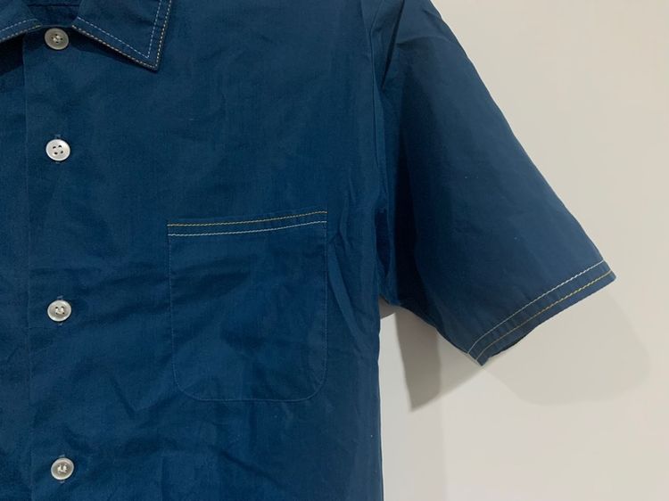 เสื้อเชิ้ต Hawaii McGREGOR แท้ 💯 size M ขนาด อก 21 ยาว 27 นิ้ว สภาพใหม่มาก ดีเทลสวย สีกรมเข้ม ตัดเเย็บดีมาก เนื้อผ้าดีมาก หายากน่าสะสมครับ รูปที่ 2