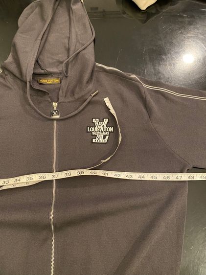 หลุยส์วิตตอง ชุดเซ็ต เสื้อและกางเกงทรงสวย สภาพใหม่เอี่ยม แอ รูปที่ 14