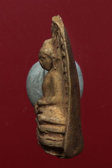 พระรอดลำพูนสวยๆค่ะเก่าค่ะ รูปที่ 4