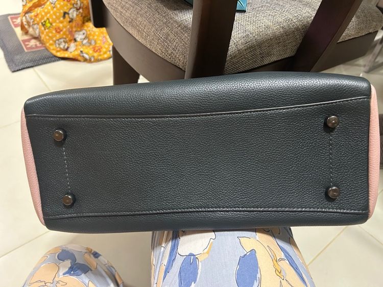 กระเป๋าสะพาย Coach ของแท้ รูปที่ 9
