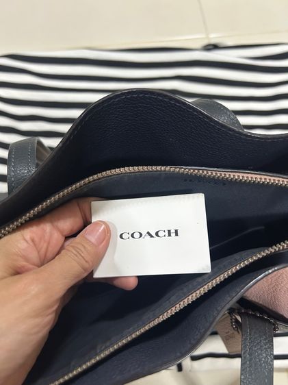 กระเป๋าสะพาย Coach ของแท้ รูปที่ 6