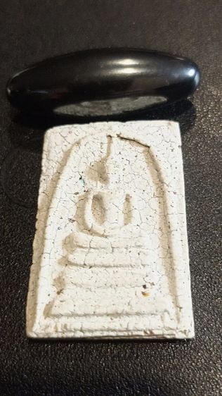 พระสมเด็จพิมพ์ทรงเจดีย์แถมหลวงพ่อแก้ว