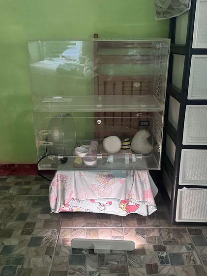 กรง คอกและประตู กรงอะคริลิค(มีตัววัดอุณหภูมิ)พร้อมอุปกรณ์
