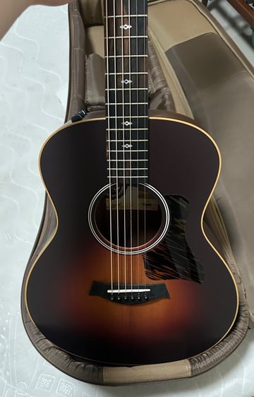 ขายกีต้าร์ Taylor รูปที่ 2