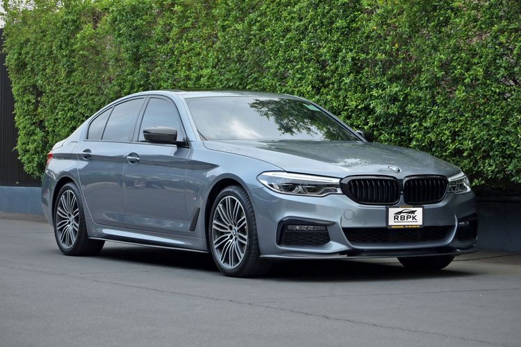 BMW Series 5 2020 530e Sedan เบนซิน ไม่ติดแก๊ส เกียร์อัตโนมัติ เทา รูปที่ 4