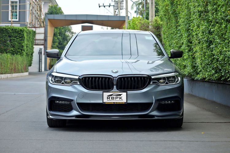 BMW Series 5 2020 530e Sedan เบนซิน ไม่ติดแก๊ส เกียร์อัตโนมัติ เทา รูปที่ 3