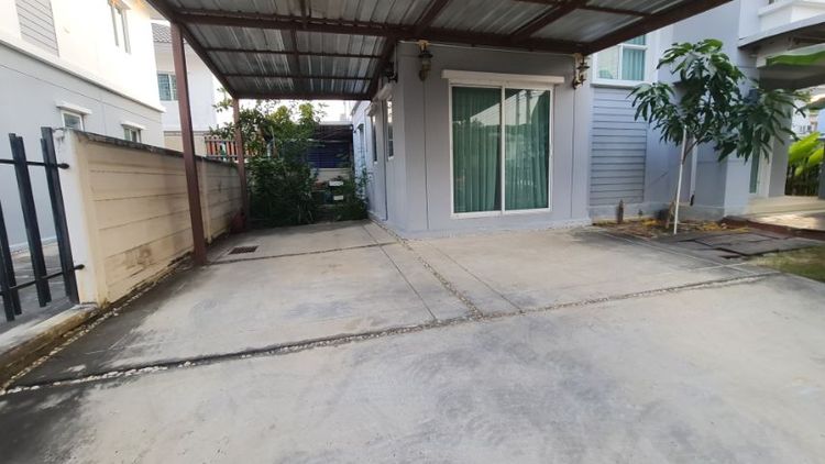 Pruksa มีบางส่วน 2014 ใช่ 🏠  ขายบ้าน 2 ชั้น หมู่บ้าน พฤกษาวิลเลจ เดอะซีซั่น ซอยวัดลาดปลาดุก หลังมุม รูปที่ 2