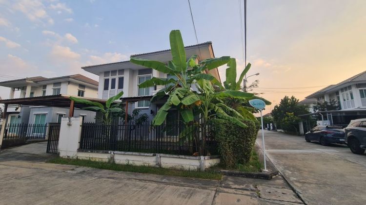 🏠  ขายบ้าน 2 ชั้น หมู่บ้าน พฤกษาวิลเลจ เดอะซีซั่น ซอยวัดลาดปลาดุก หลังมุม