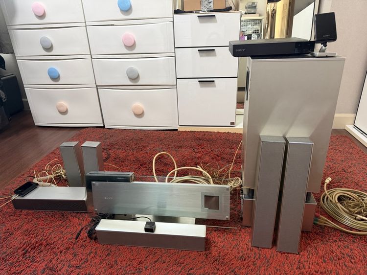 ลำโพงแยกชิ้น และซับวูฟเฟอร์ ชุดโฮมเธียเตอร์ Sony