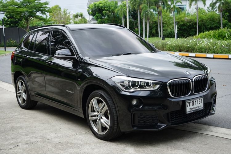 รถ BMW X1 2.0 sDrive20d M Sport สี ดำ