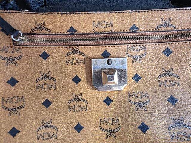 กระเป๋า MCM รูปที่ 7
