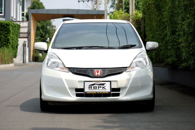 Honda Jazz 2012 1.5 E i-DSi Sedan เบนซิน LPG เกียร์อัตโนมัติ ขาว รูปที่ 3