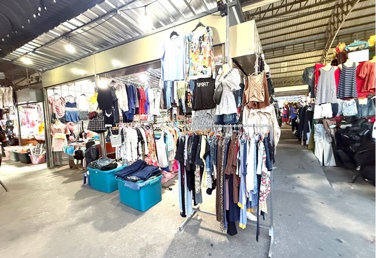 ขายส่ง-ปลีก เสื้อผ้ามือ1มือ2 รูปที่ 2